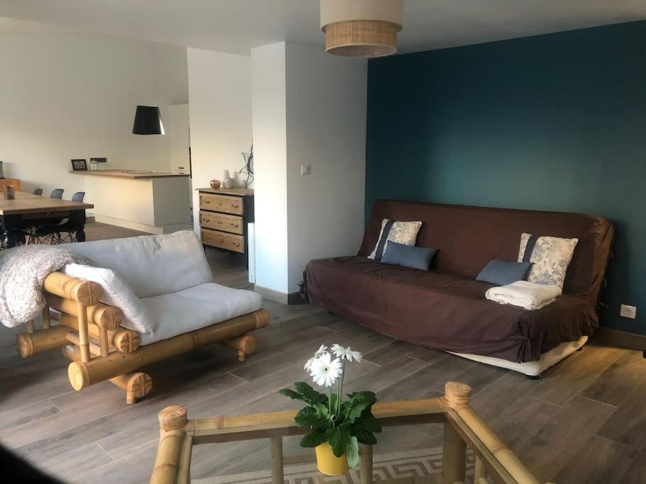 Logement De Plain-Pied Avec Jardin, Terrasse Gurgy Exteriör bild