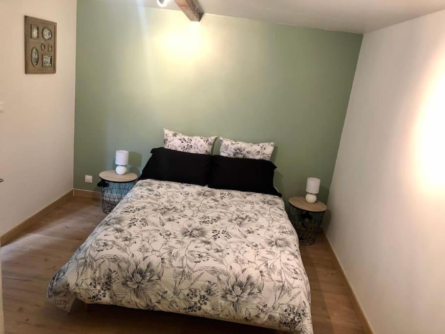 Logement De Plain-Pied Avec Jardin, Terrasse Gurgy Exteriör bild